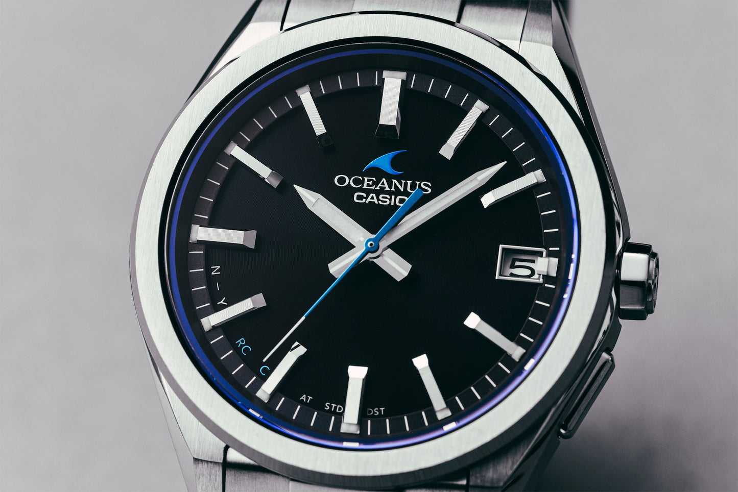 Casio OCEANUS 3 Hands Model OCW-T200S-1AJF Men's Wristwatch - The Japanese Factory