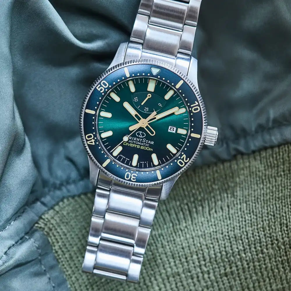 Orient Star Sports Diver RK-AU0307E Automatic Men's Wristwatch - The Japanese Factory