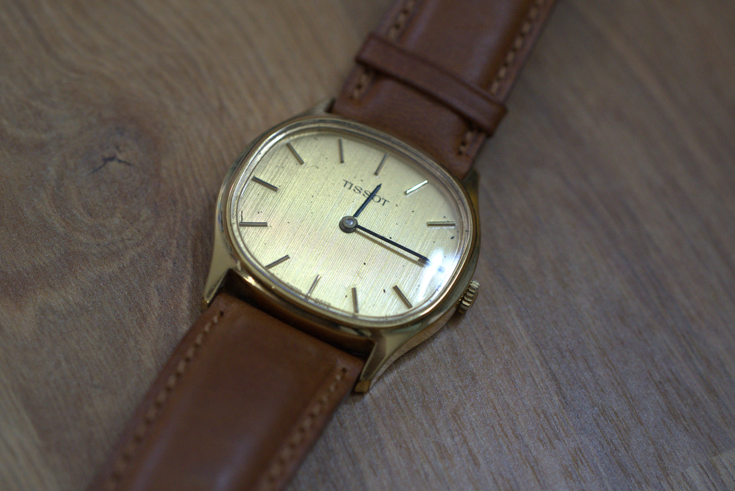 Tissot 41140 Cal.2541 GP/SS Manual Winding Vintage Men's Wristwatch - The Japanese Factory