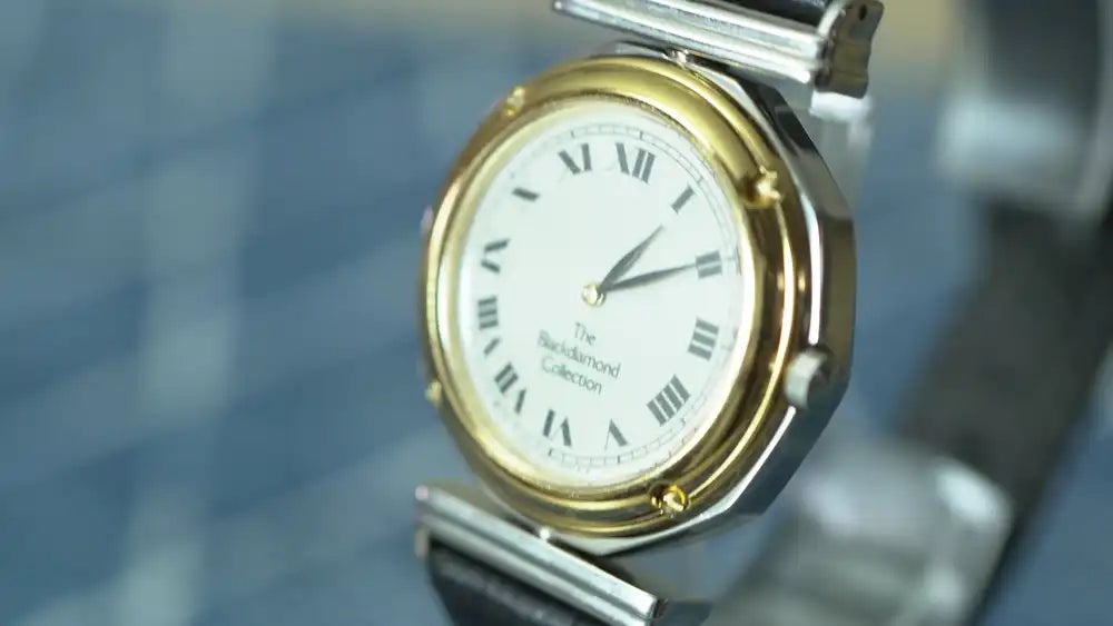 Vintage Seiko "Reverso" The Blackdiamond Collection V400-0420 Reversible Watch - The Japanese Factory