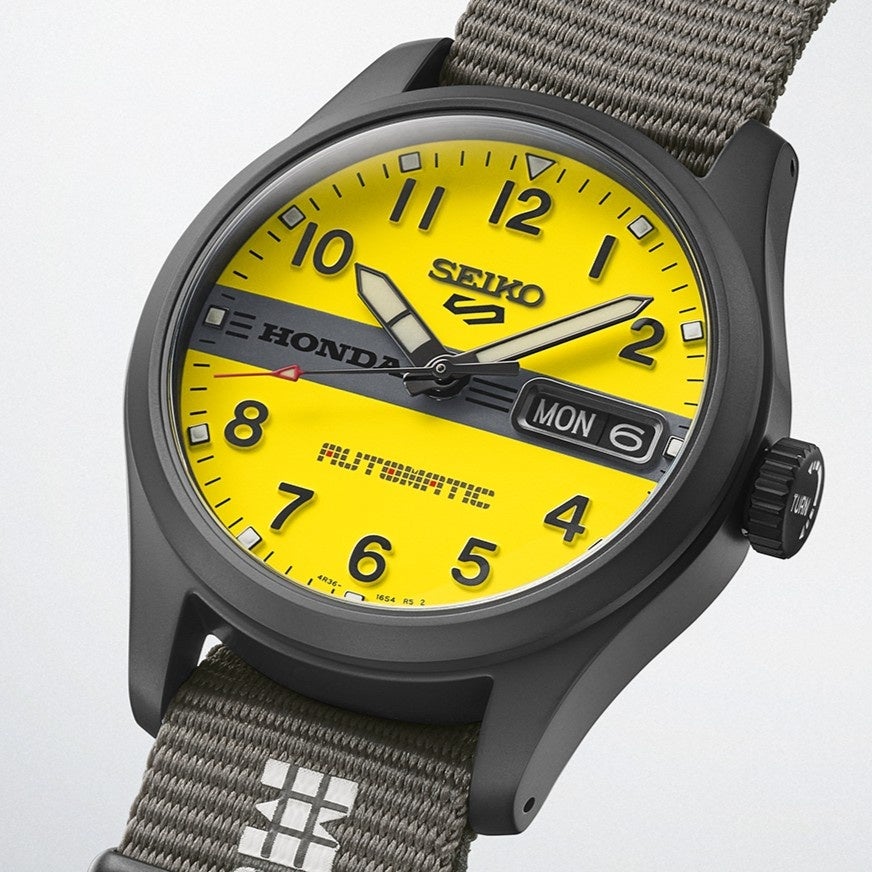 Seiko 5 Sports x Honda MOTOCOMPO Watch Limited Edition (HDB010J)