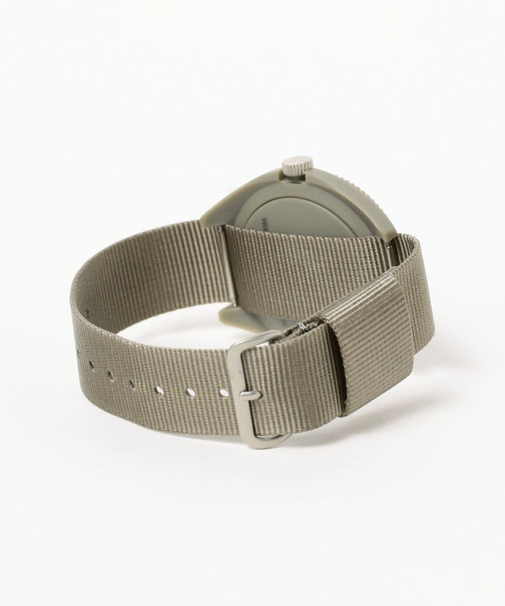 BEAMS PLUS MIL TRAVEL WATCH TYPE-P24