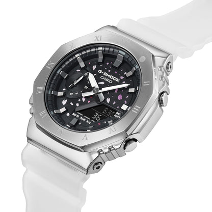 Casio_G-Shock_One_Ok_Rock_20th_Anniversary_Collaboration_GM-2100TTTR-8A_Limited_Edition_Watch_img_05