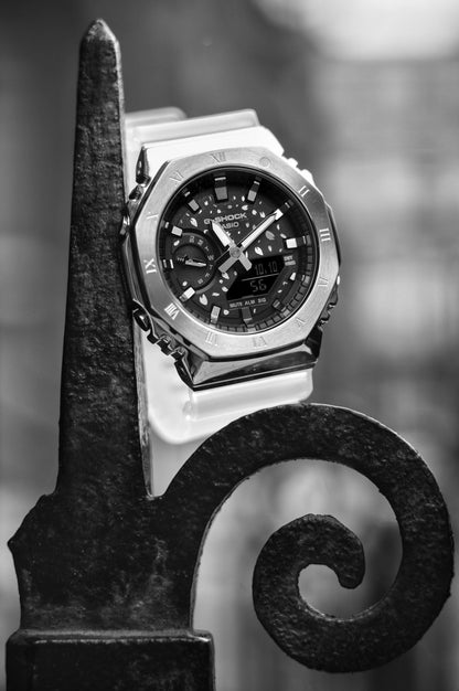 Casio_G-Shock_One_Ok_Rock_20th_Anniversary_Collaboration_GM-2100TTTR-8A_Limited_Edition_Watch_img_18