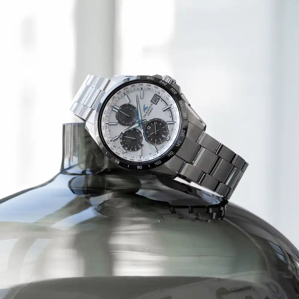 Casio OCEANUS Classic Line OCW-T2600J-7AJF Chronograph Solar Radio Wave Men's Wristwatch - The Japanese Factory