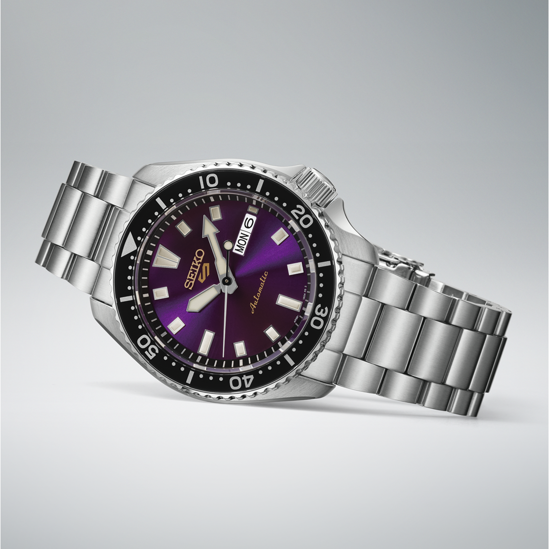 Seiko 5 Sports SKX HDB003J 145th Anniversary Edo Purple Limited Edition Japanese Wristwatch