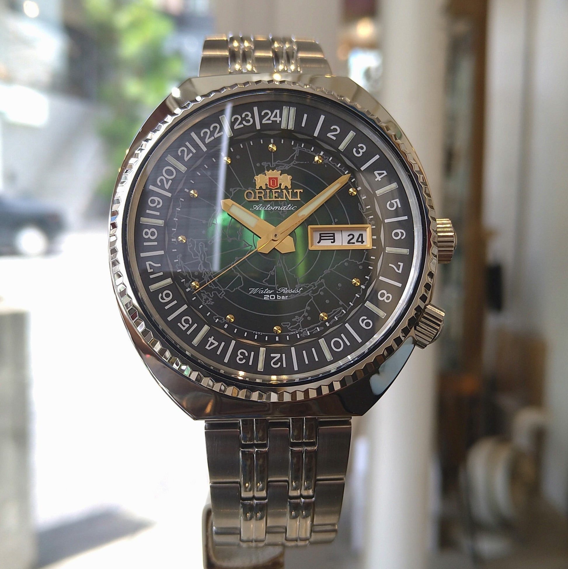 ORIENT Revival World Map Diver RA-AA0E02E Men's Wristwatch - The Japanese Factory