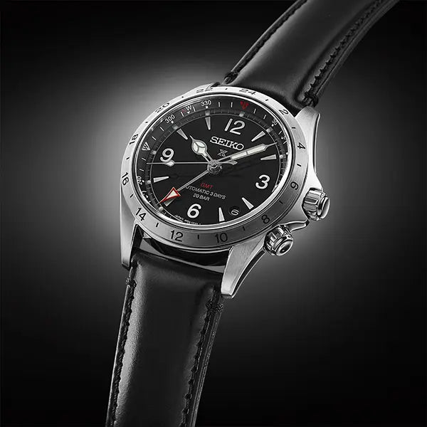 Seiko Prospex Alpinist HBC009J caliber 6R54 movement detail