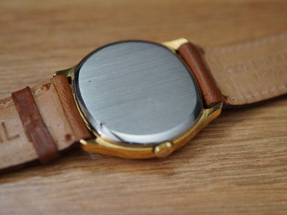 Tissot 41140 Cal. 2541 Gold Plated Stainless Steel Manual Winding Vintage Men's Wristwatch - The Japanese Factory