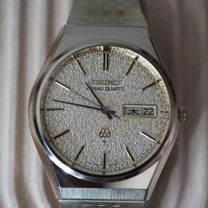 Vintage Seiko Grand Quartz 9943-8020 June 1978 Kanji Day Date Suwa Dial Men's Wristwatch - The Japanese Factory