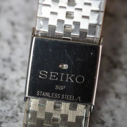 Vintage Seiko King Quartz 0853-8025 November 1976 Kanji Day Date Daini Dial Men's Wristwatch - The Japanese Factory