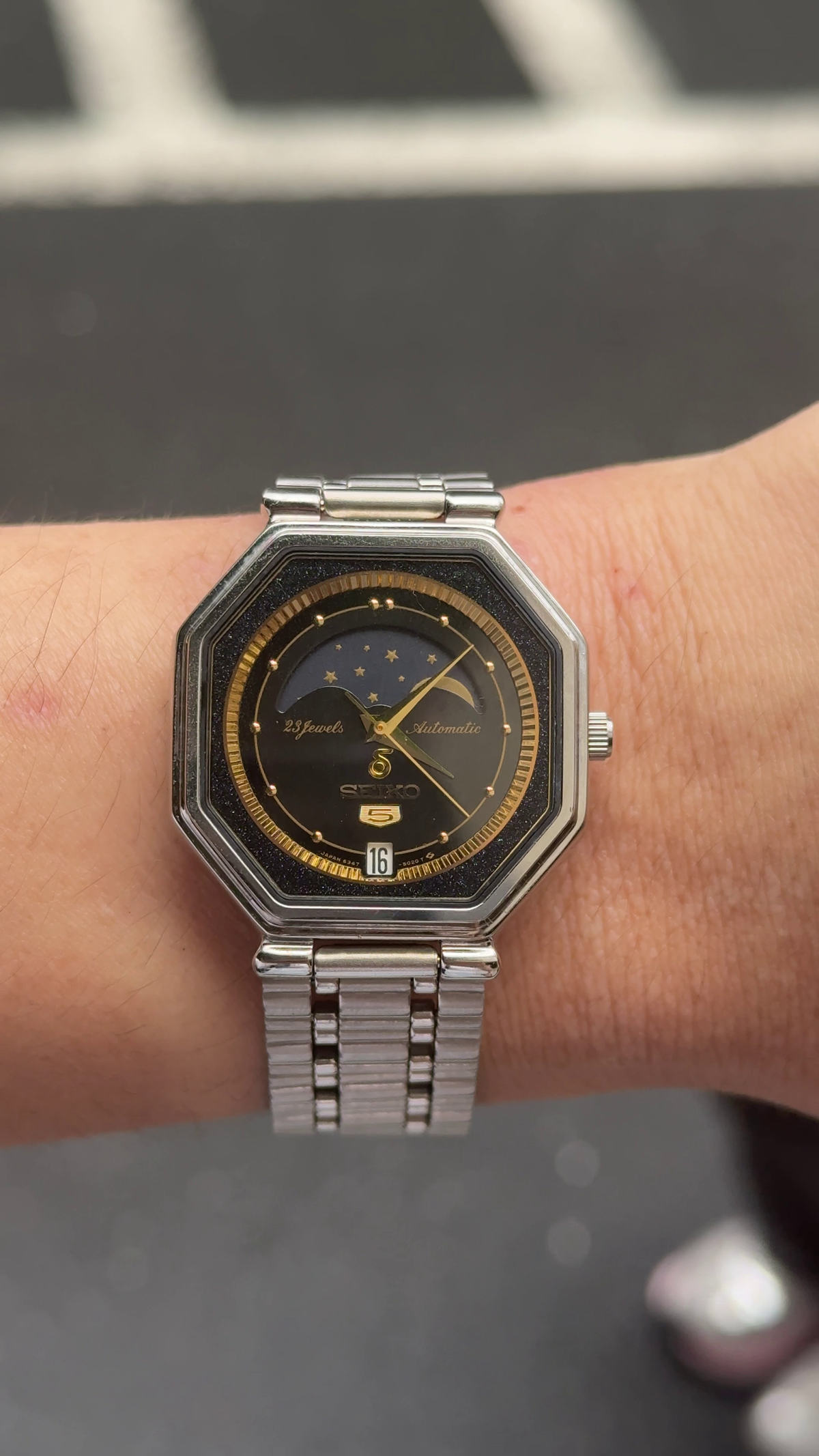 Vintage Seiko 5 Moon Phase 6347-5000 October 1986 Suwa Dial
